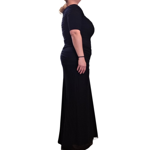 Tadashi Shoji Gown- XXL - Picture 15 of 16